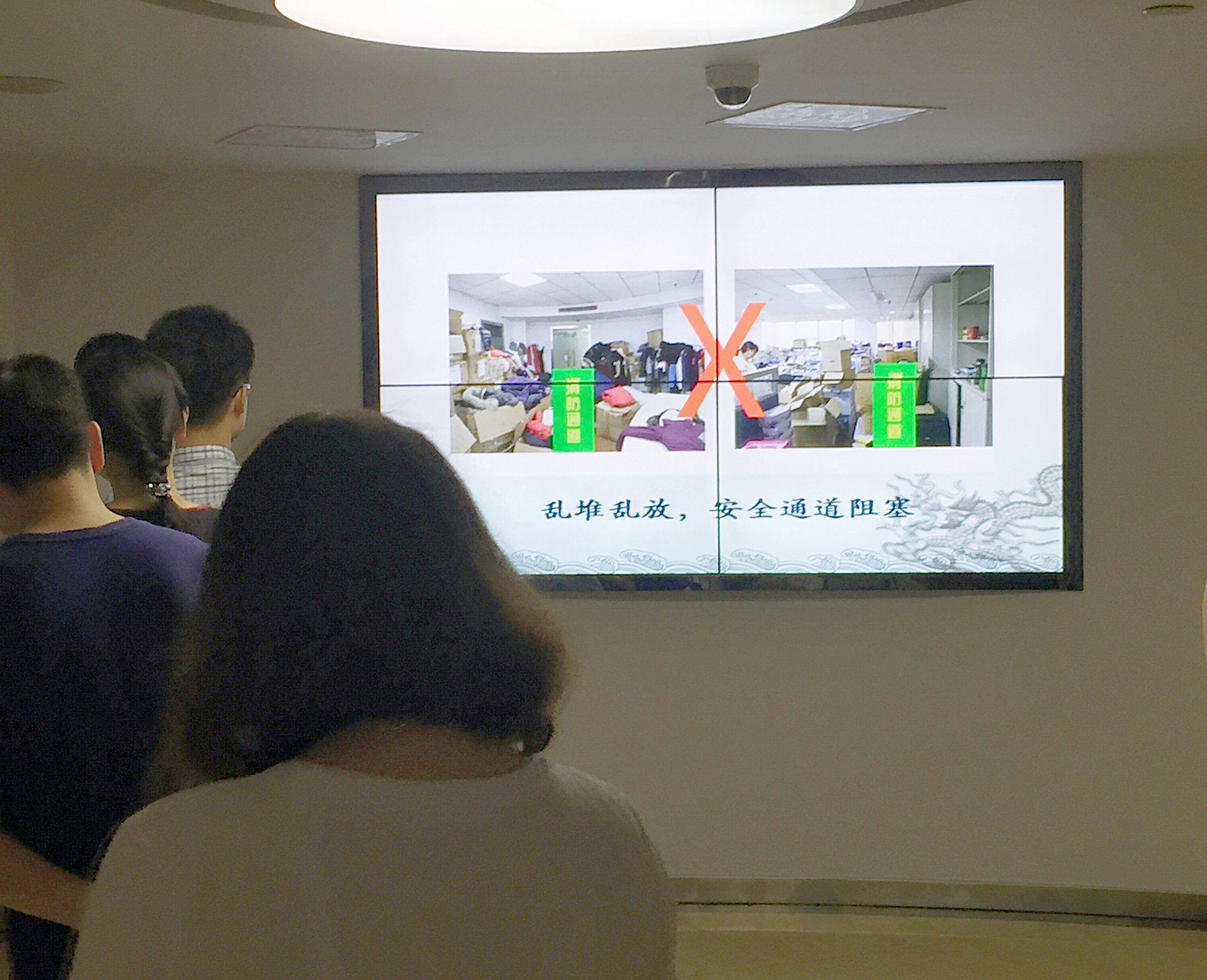 亚洲精品精华液一区