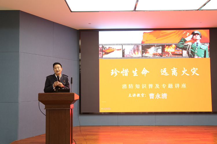 亚洲精品精华液一区