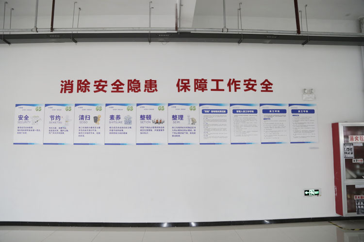亚洲精品精华液一区