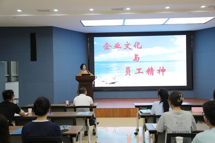 亚洲精品精华液一区