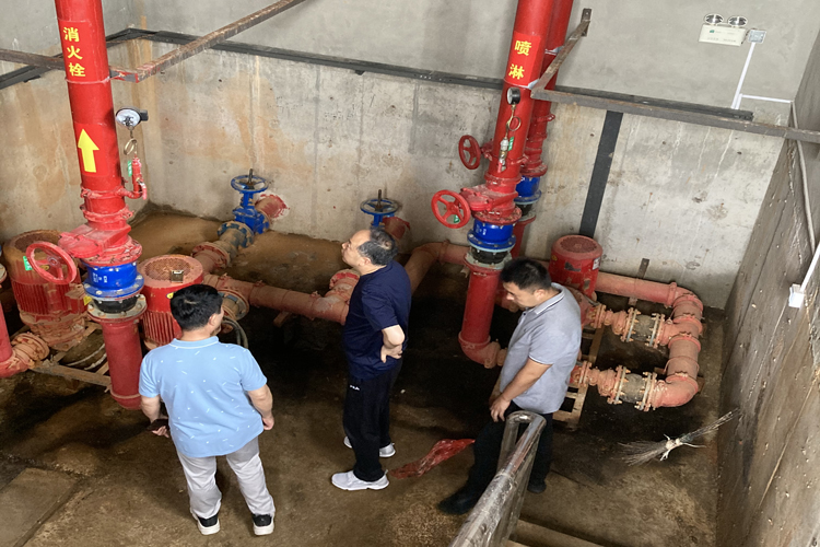 亚洲精品精华液一区