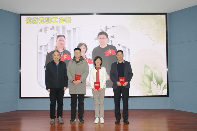 亚洲精品精华液一区